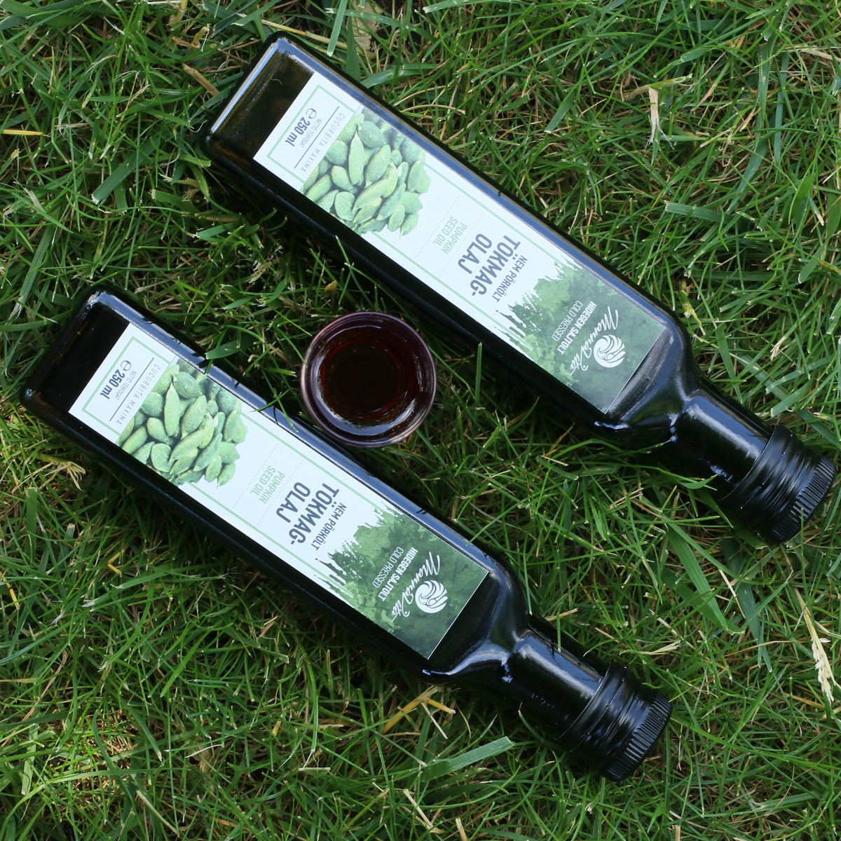 Mannavita Olio di semi di zucca ungherese spremuto a freddo • 250 ml